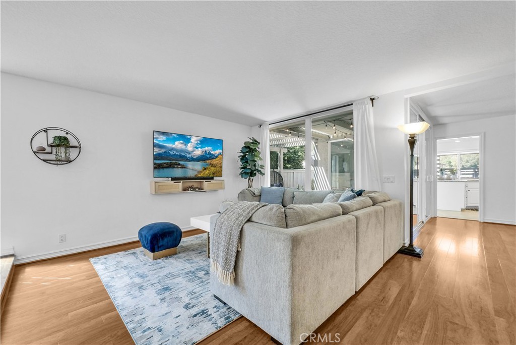 Anaheim Hills, California, 92807, United States, 3 Bedrooms Bedrooms, ,3 BathroomsBathrooms,Residential,For Sale,1940997