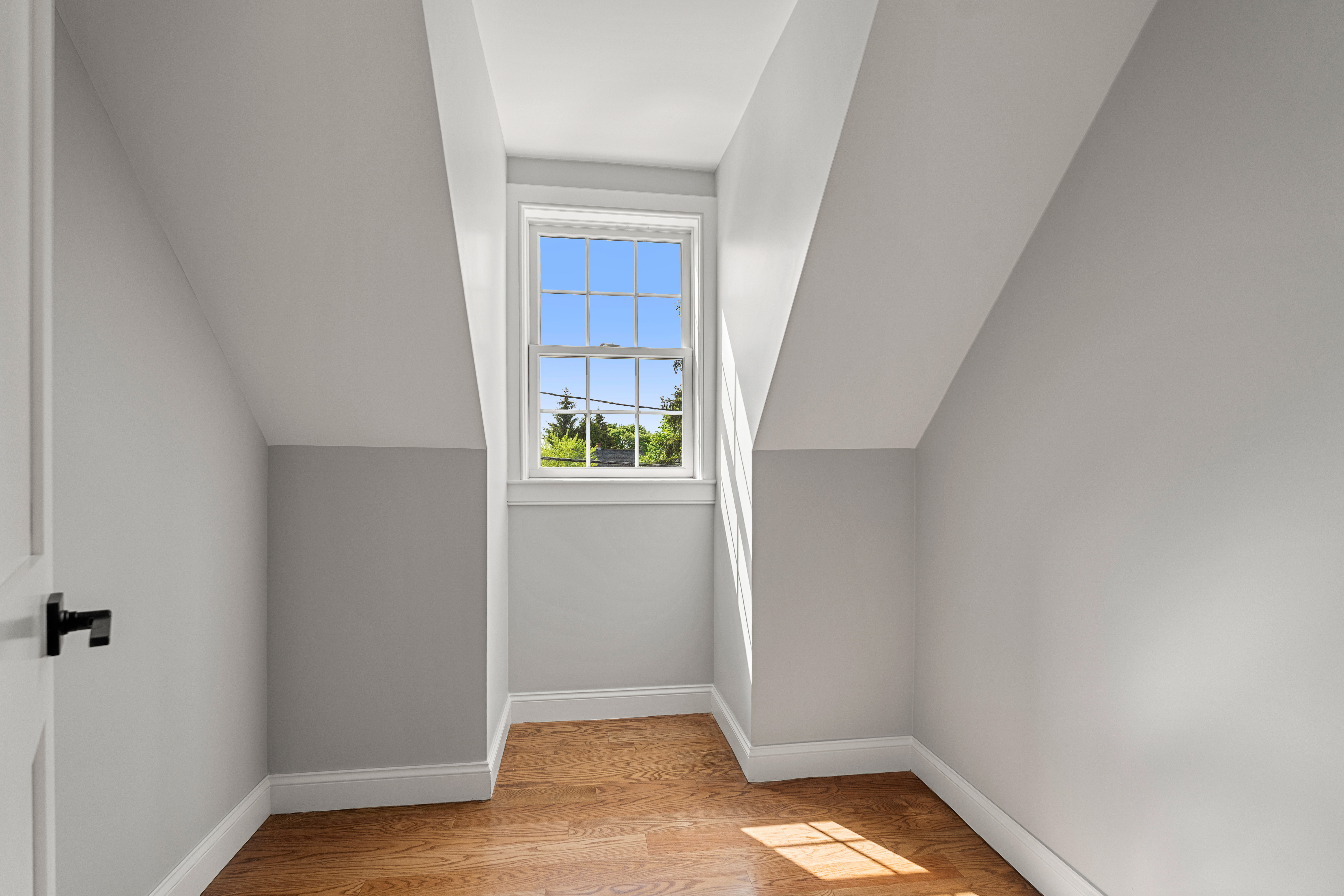  6 Monroe Street, Amesbury, MA, 01913 - 物件實景