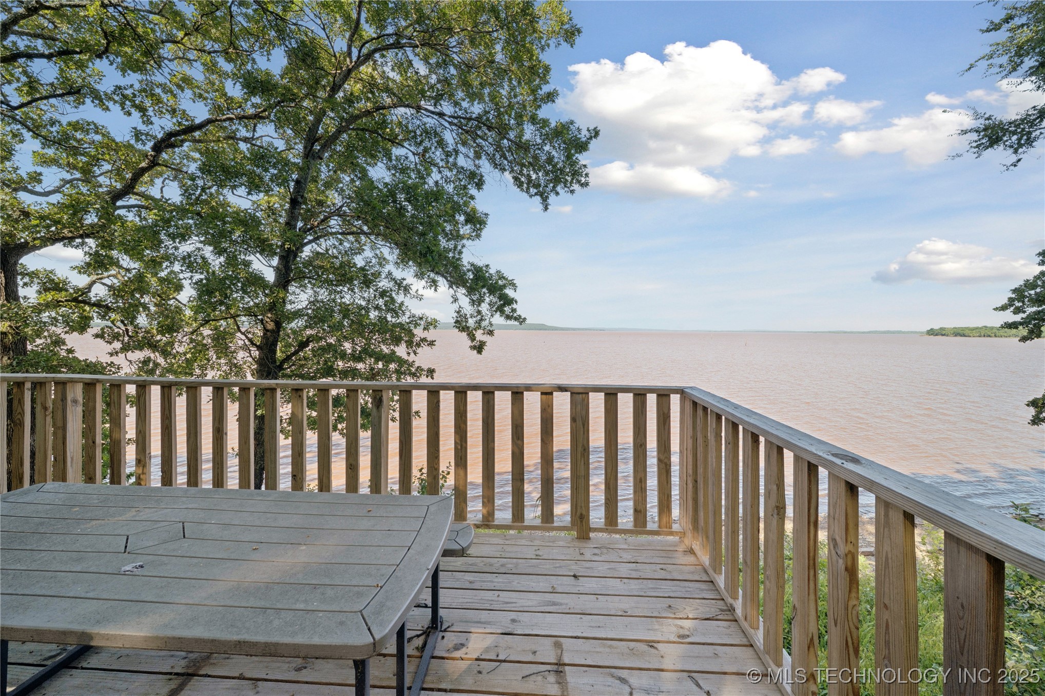 Henryetta, Oklahoma, 74437, United States, 3 Bedrooms Bedrooms, ,2 BathroomsBathrooms,Residential,For Sale,1907675