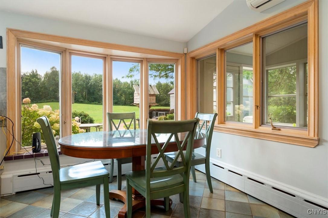 Frankfort, New York, 13413, United States, 5 Bedrooms Bedrooms, ,3 BathroomsBathrooms,Residential,For Sale,1939767