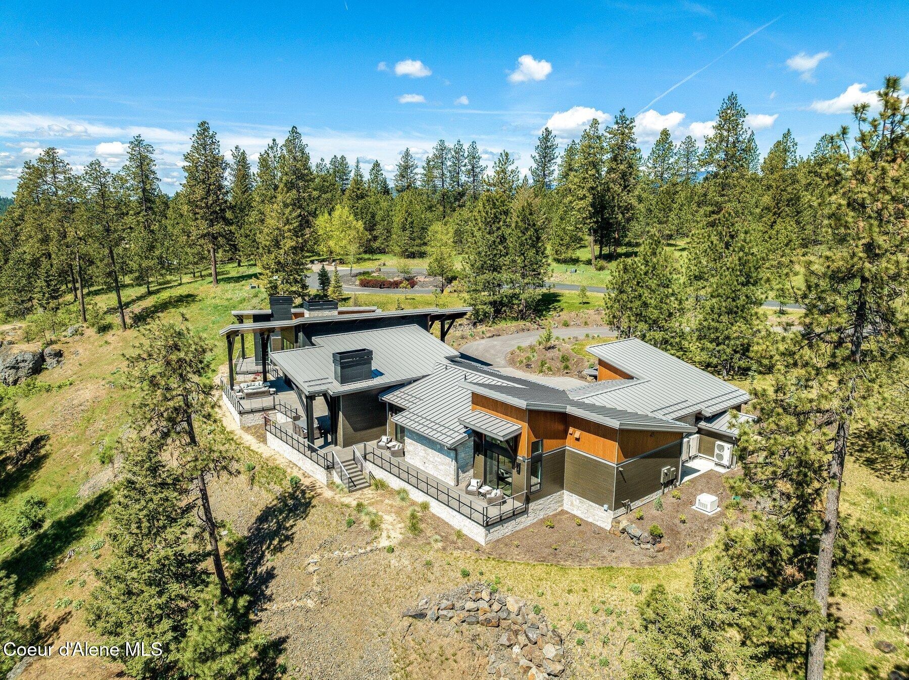 Coeur D'alene, Idaho, 83814, United States, 3 Bedrooms Bedrooms, ,2 BathroomsBathrooms,Residential,For Sale,1926176