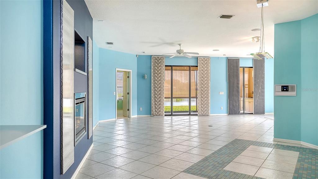 Sarasota, Florida, 34243, United States, 3 Bedrooms Bedrooms, ,2 BathroomsBathrooms,Residential,For Sale,1998856