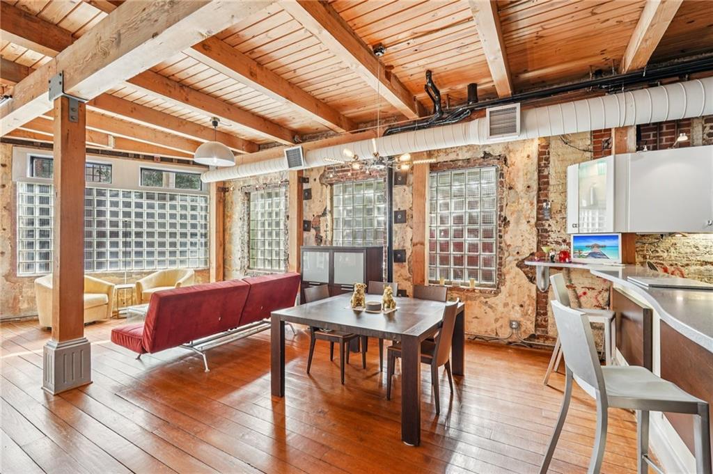 Atlanta, Georgia, 30313, United States, 2 Bedrooms Bedrooms, ,3 BathroomsBathrooms,Residential,For Sale,1978100