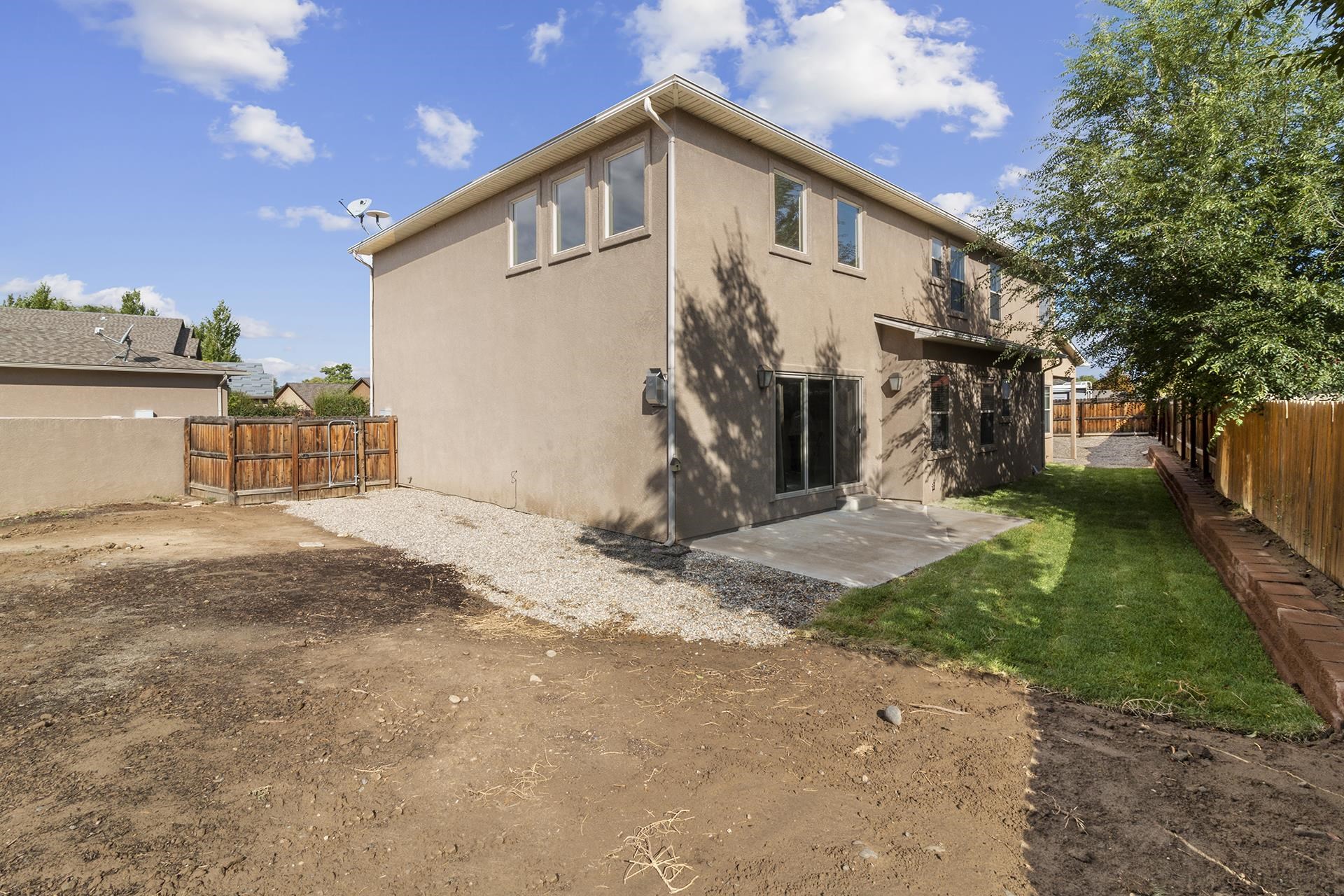Fruita, Colorado, 81521, United States, 5 Bedrooms Bedrooms, ,3 BathroomsBathrooms,Residential,For Sale,1982065