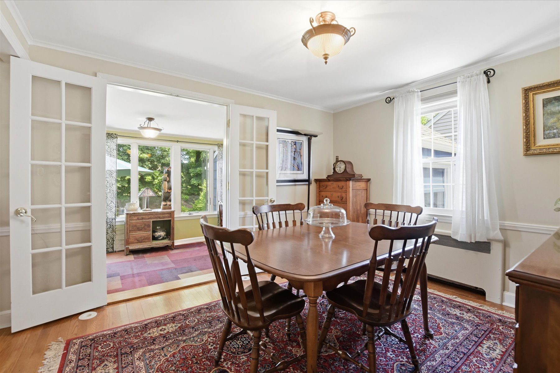  ?Shadylawn? Neighborhood Cape Cod Home With a Flowing Floorplan - 物件實景