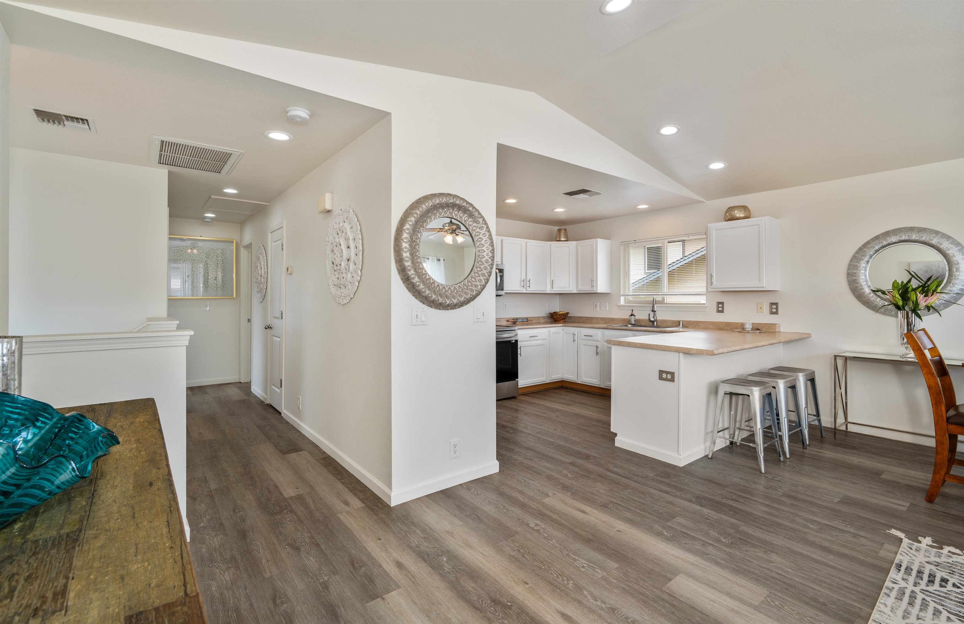 Wailuku, Hawaii, 96793, United States, 4 Bedrooms Bedrooms, ,3 BathroomsBathrooms,Residential,For Sale,1989485