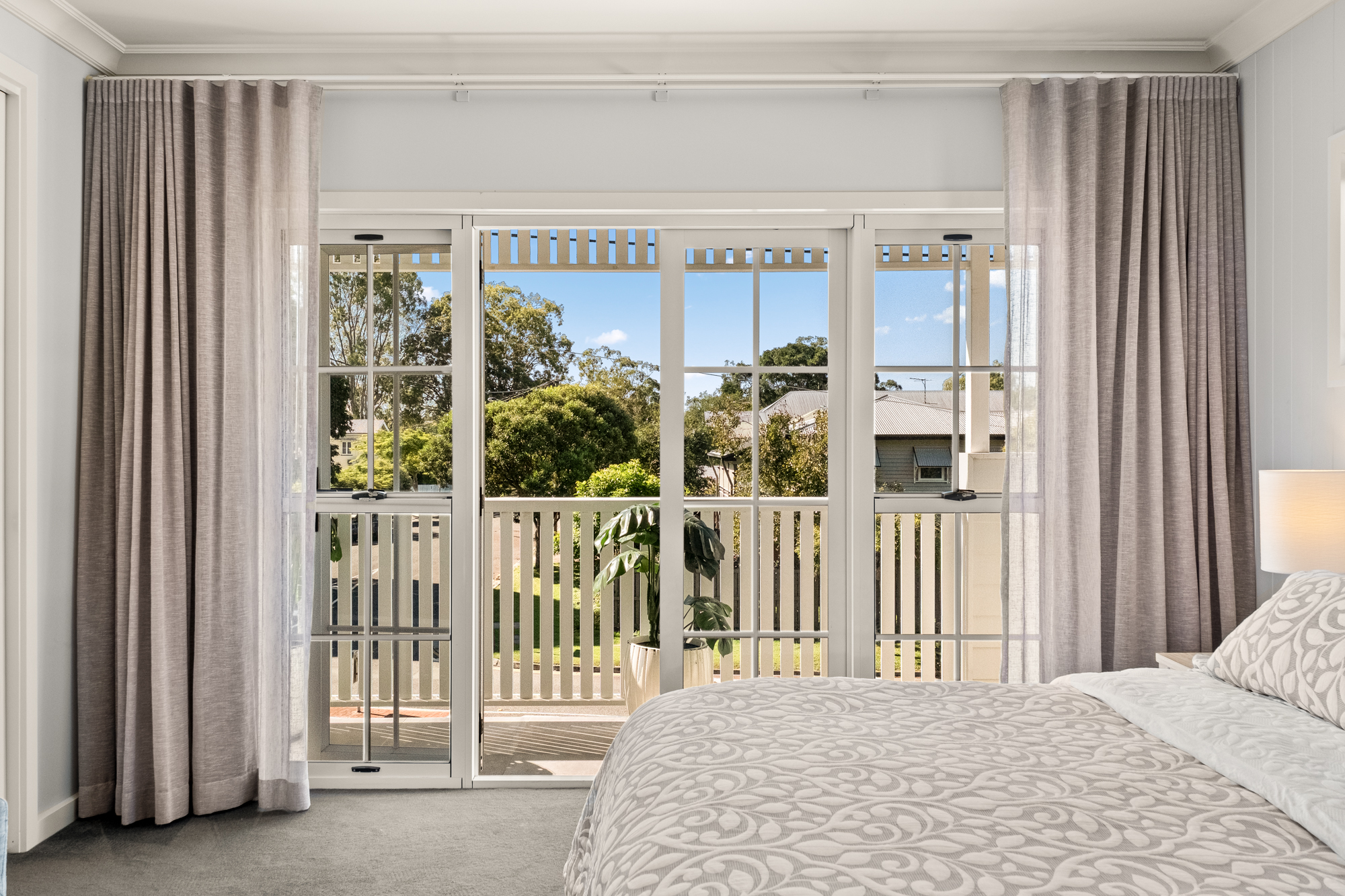  Resort-Style Charm, Family Functionality and Effortless Entertaining in a Prized - 物件實景