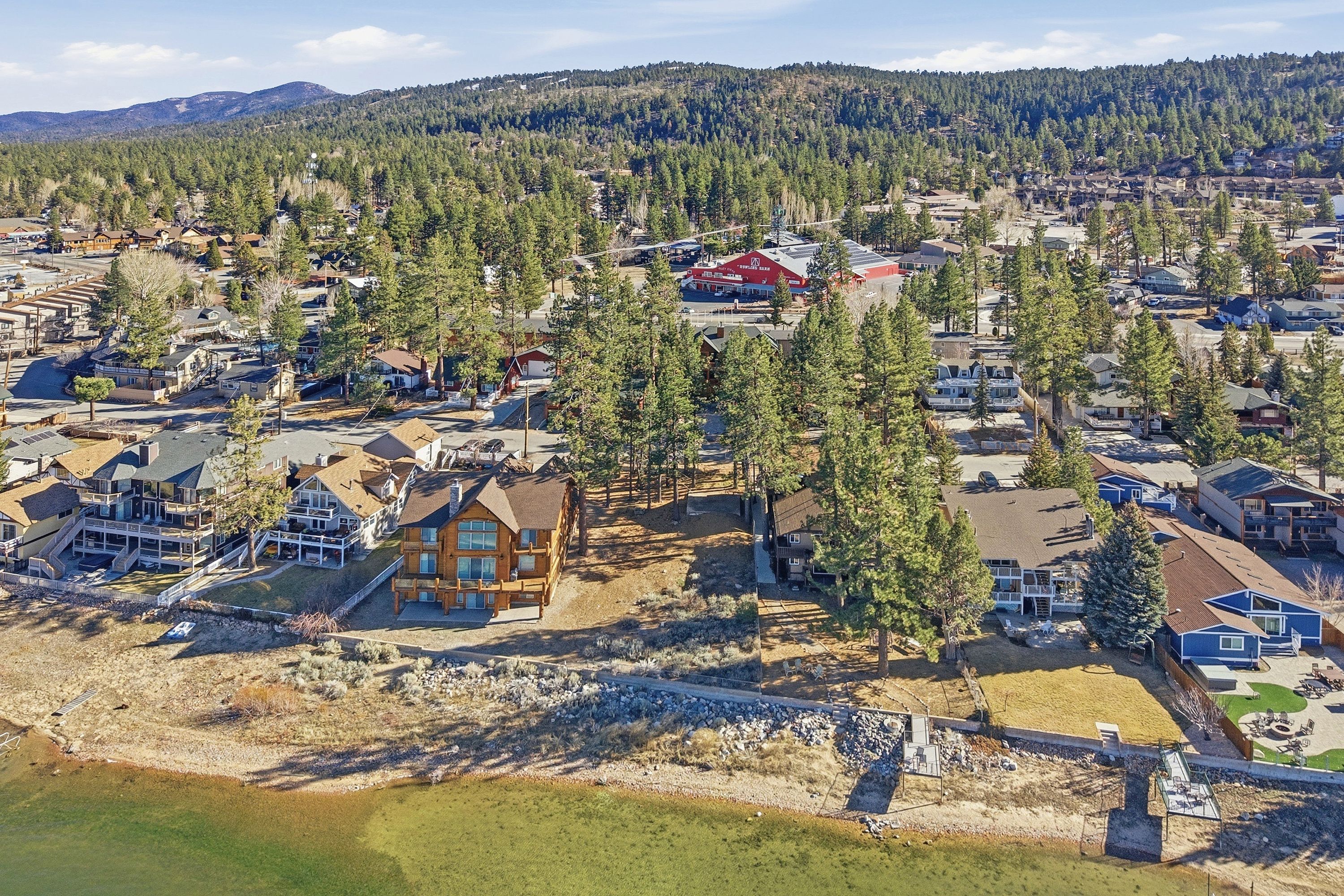  40598 Simonds Drive, Big Bear Lake, CA 92315 - 物件實景