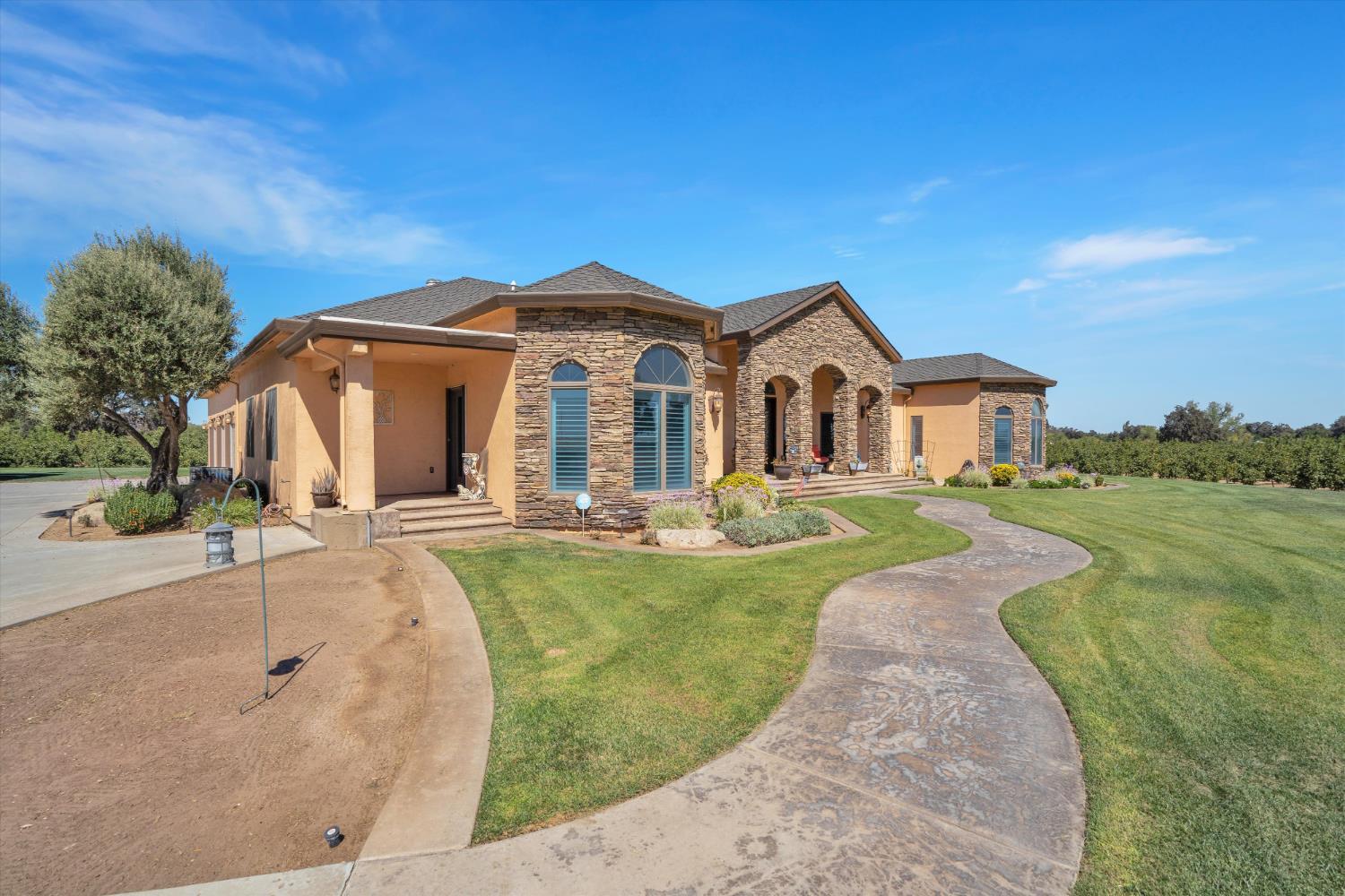 Stevinson, California, 95374, United States, 4 Bedrooms Bedrooms, ,3 BathroomsBathrooms,Residential,For Sale,2000043