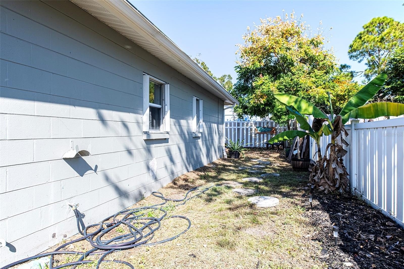 PINELLAS PARK, Florida, 33782, United States, 4 Bedrooms Bedrooms, ,2 BathroomsBathrooms,Residential,For Sale,1990767