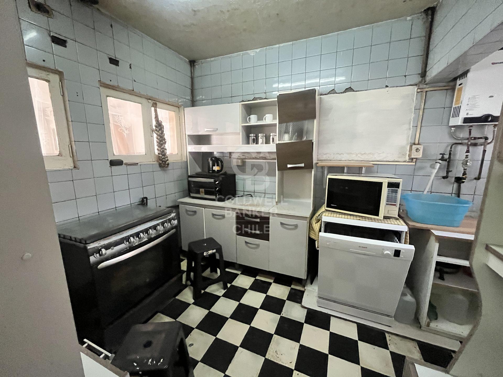 Ñuñoa, Chile, 7 Bedrooms Bedrooms, ,4 BathroomsBathrooms,Residential,For Sale,1889961