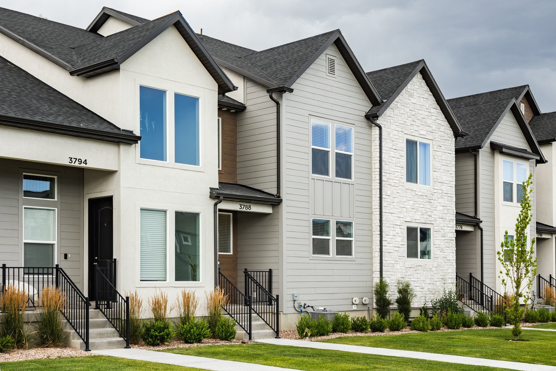  Beautifully Upgraded Townhome - 物件實景