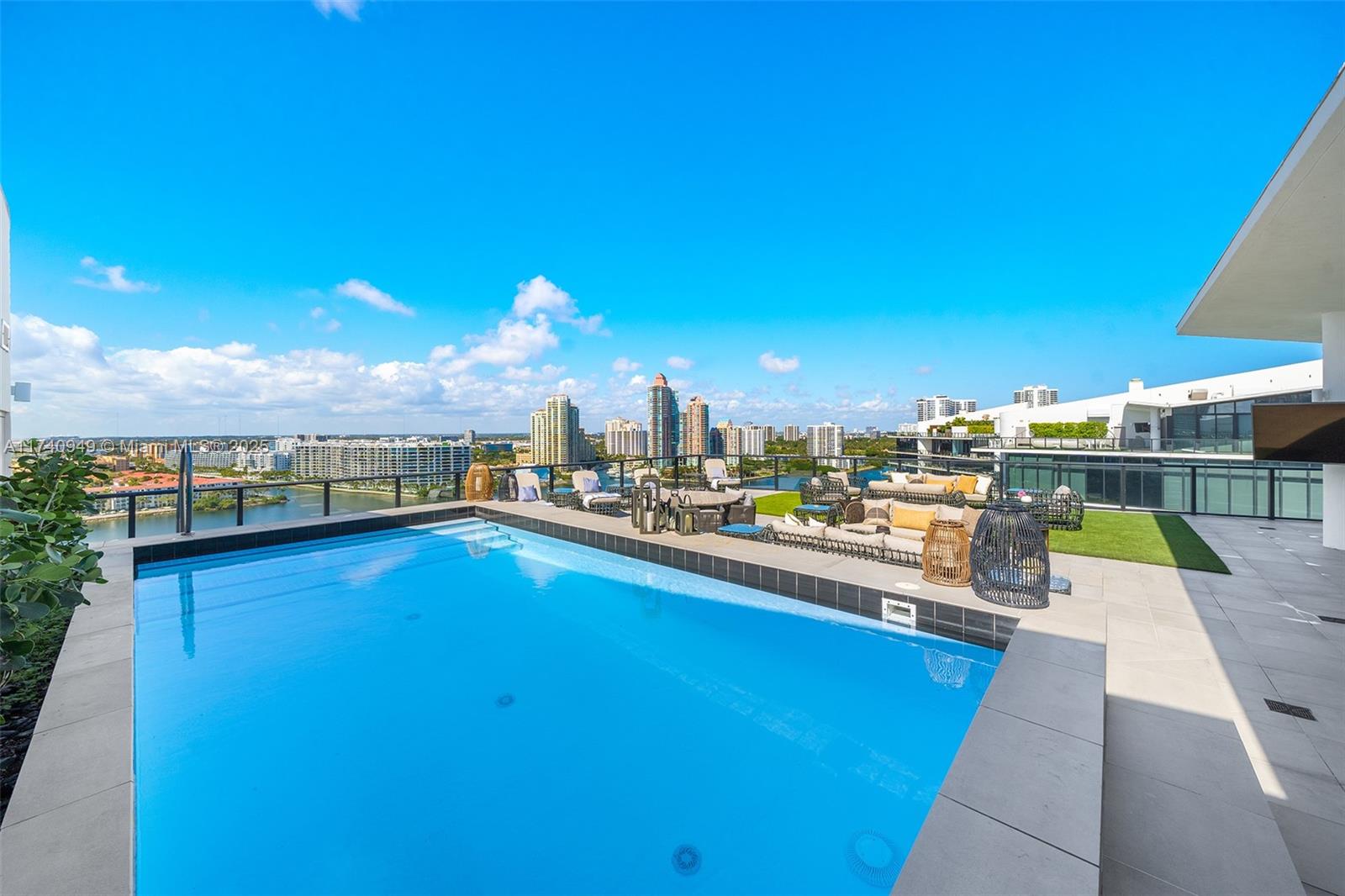 Aventura, Florida, 33160, United States, 6 Bedrooms Bedrooms, ,8 BathroomsBathrooms,Residential,For Sale,1708422