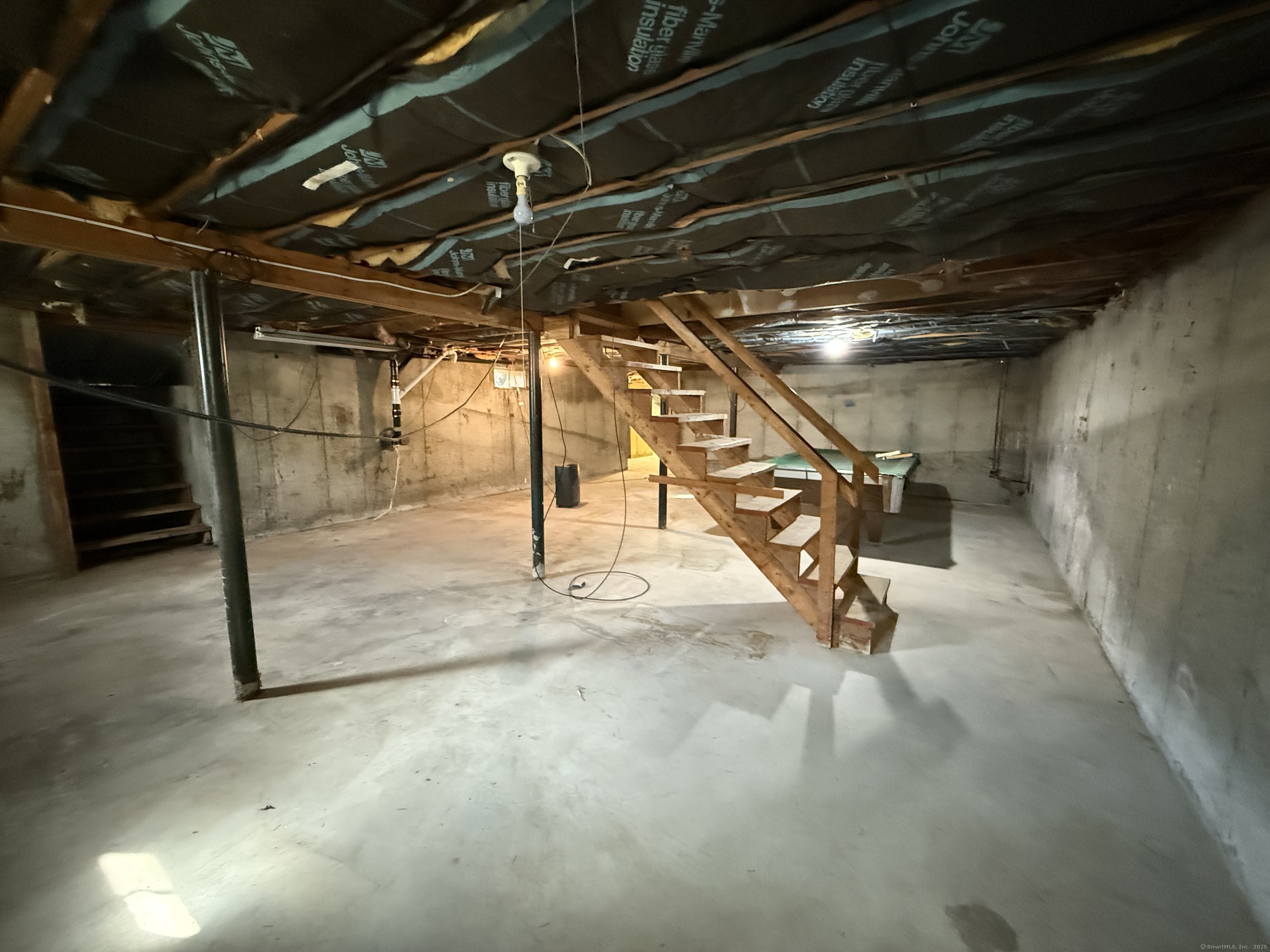 Waterford, Connecticut, 06385, United States, 3 Bedrooms Bedrooms, ,3 BathroomsBathrooms,Residential,For Sale,1970743