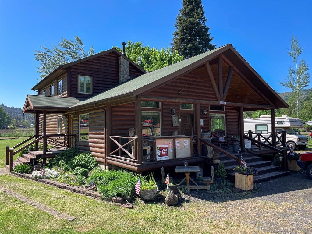 Kamiah, Idaho, 83536, United States, 3 Bedrooms Bedrooms, ,2 BathroomsBathrooms,Residential,For Sale,1765427