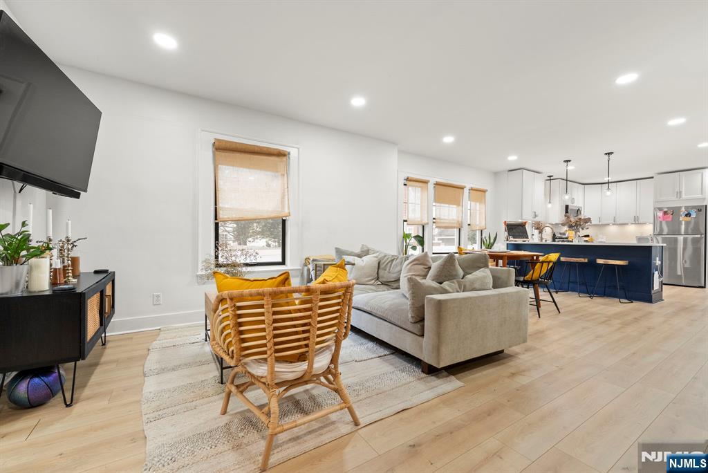 Rutherford, New Jersey, 07070, United States, 4 Bedrooms Bedrooms, ,2 BathroomsBathrooms,Residential,For Sale,1977707