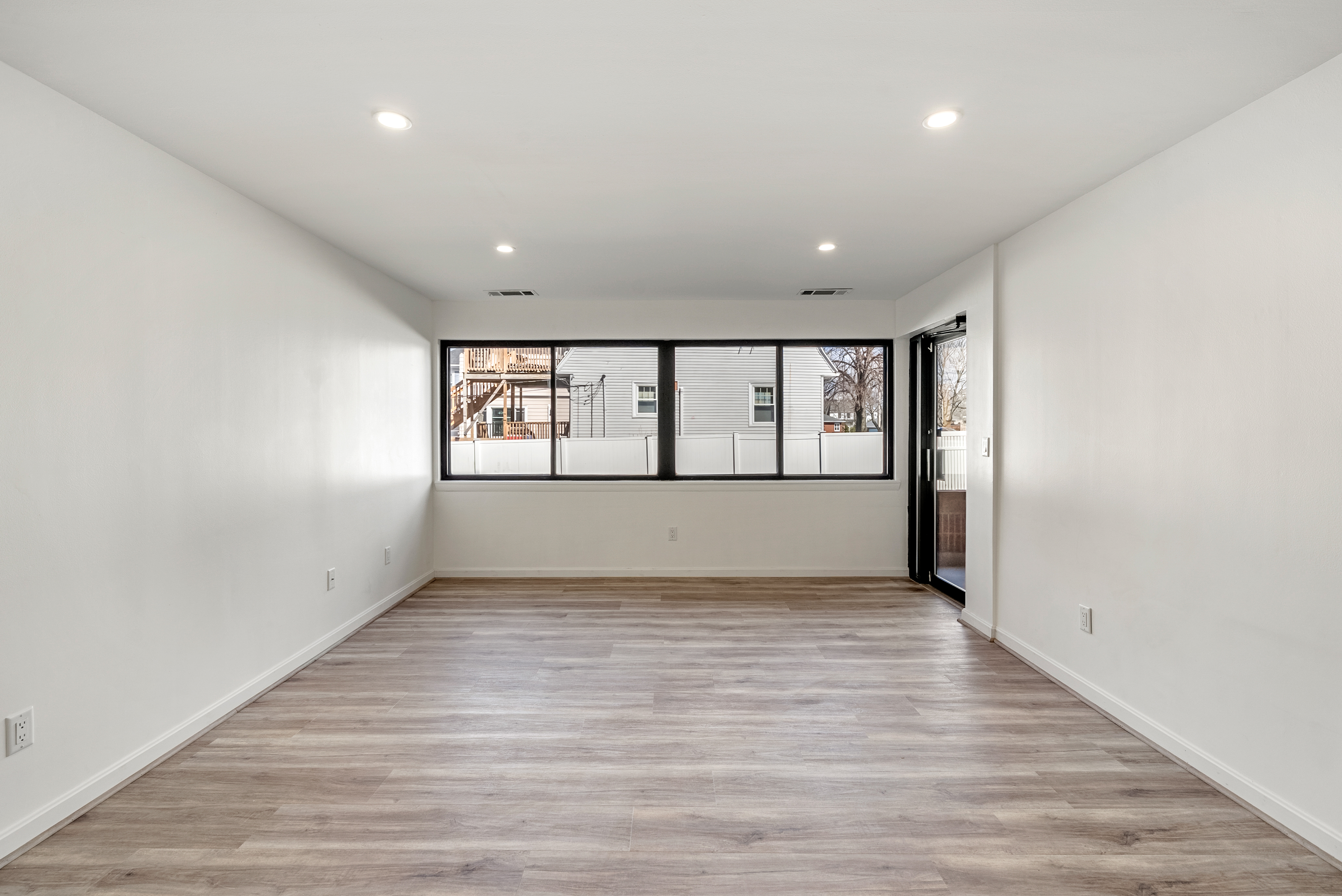  1 Carey Circle, Revere, MA, 02151 - 物件實景