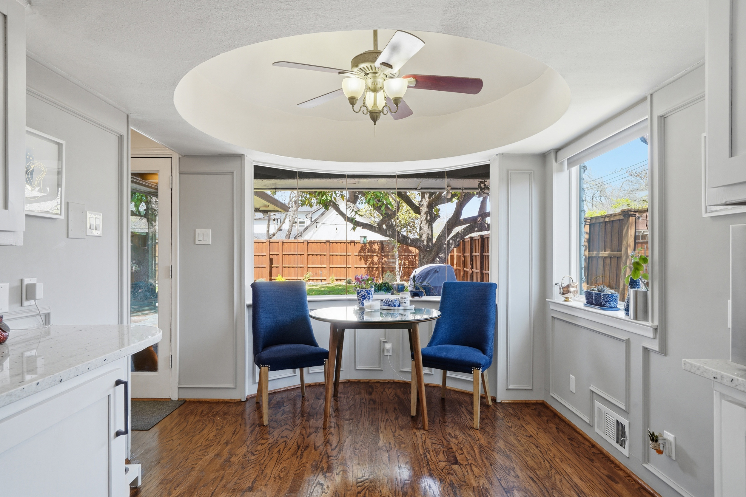  9683 Whitehurst Drive - 物件實景