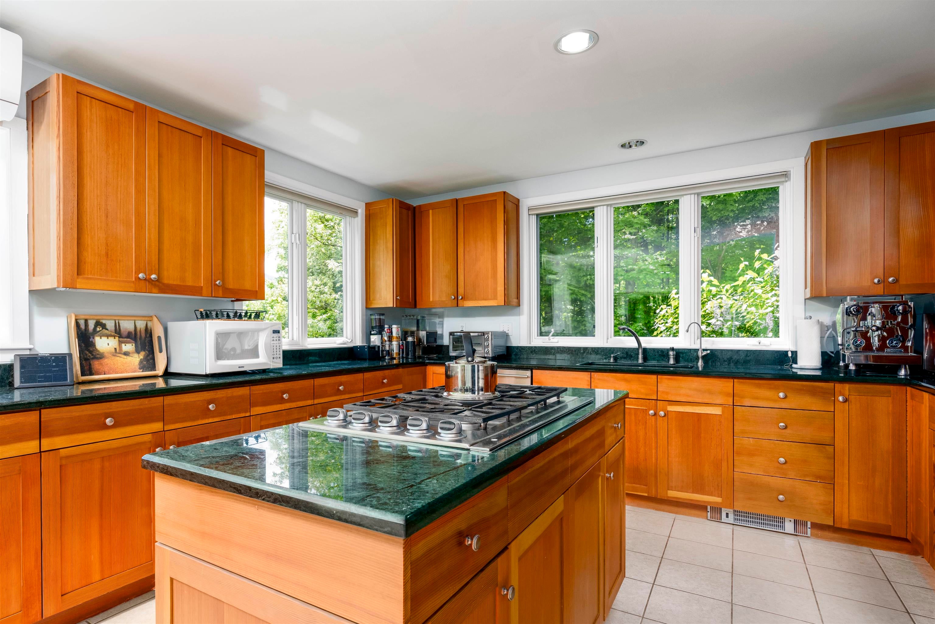 Stowe, Vermont, 05672, United States, 4 Bedrooms Bedrooms, ,2 BathroomsBathrooms,Residential,For Sale,1846681
