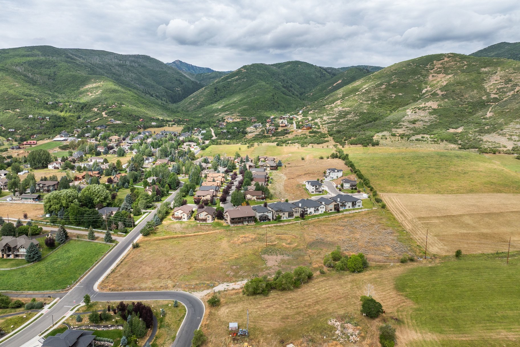  Rare 4-Acre Estate Property overlooking Midway - 物件實景