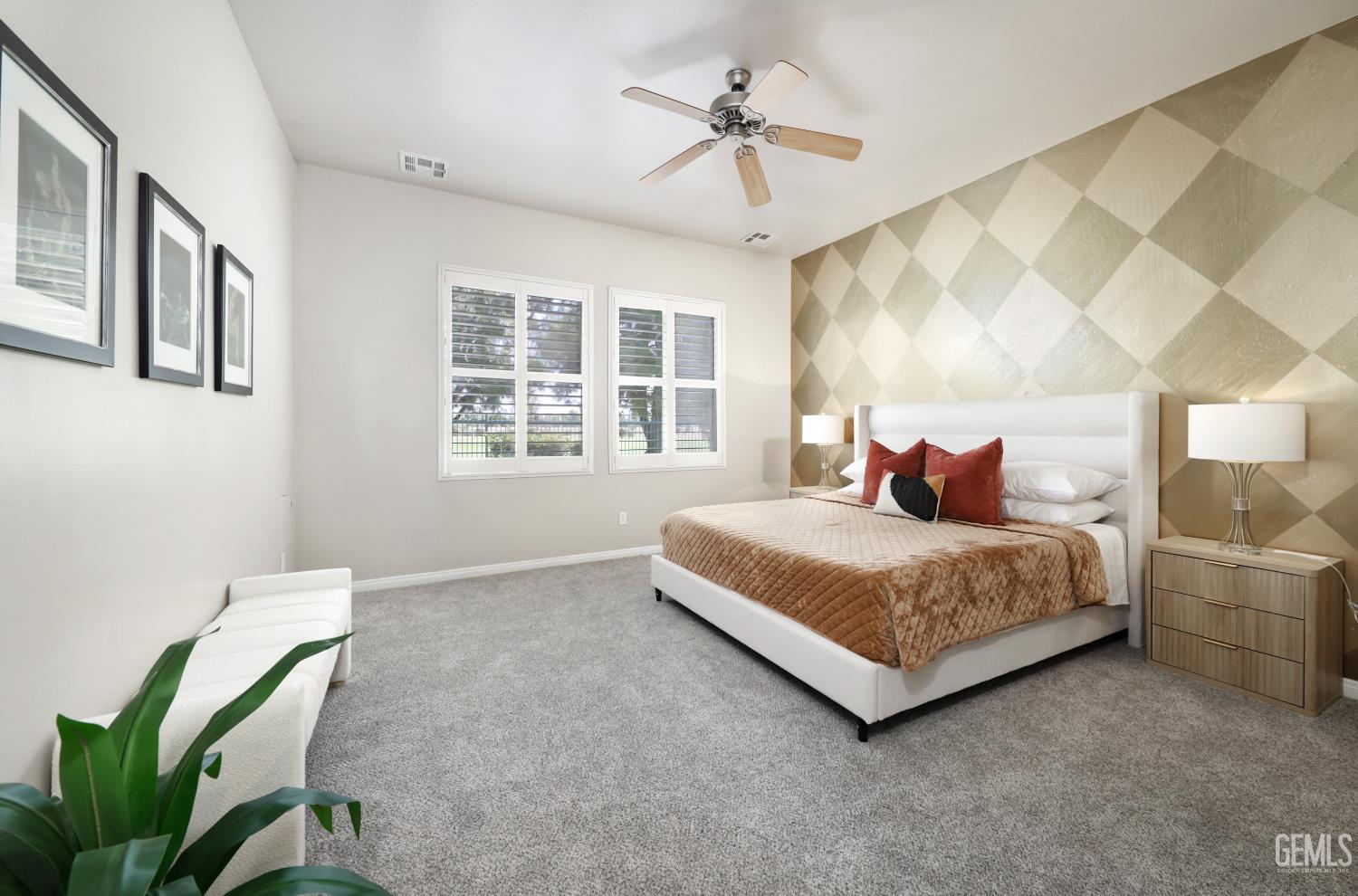 Bakersfield, California, 93312, United States, 3 Bedrooms Bedrooms, ,2 BathroomsBathrooms,Residential,For Sale,1987414