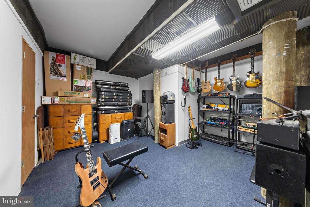 Little Egg Harbor Twp, New Jersey, 08087, United States, 4 Bedrooms Bedrooms, ,2 BathroomsBathrooms,Residential,For Sale,1989934