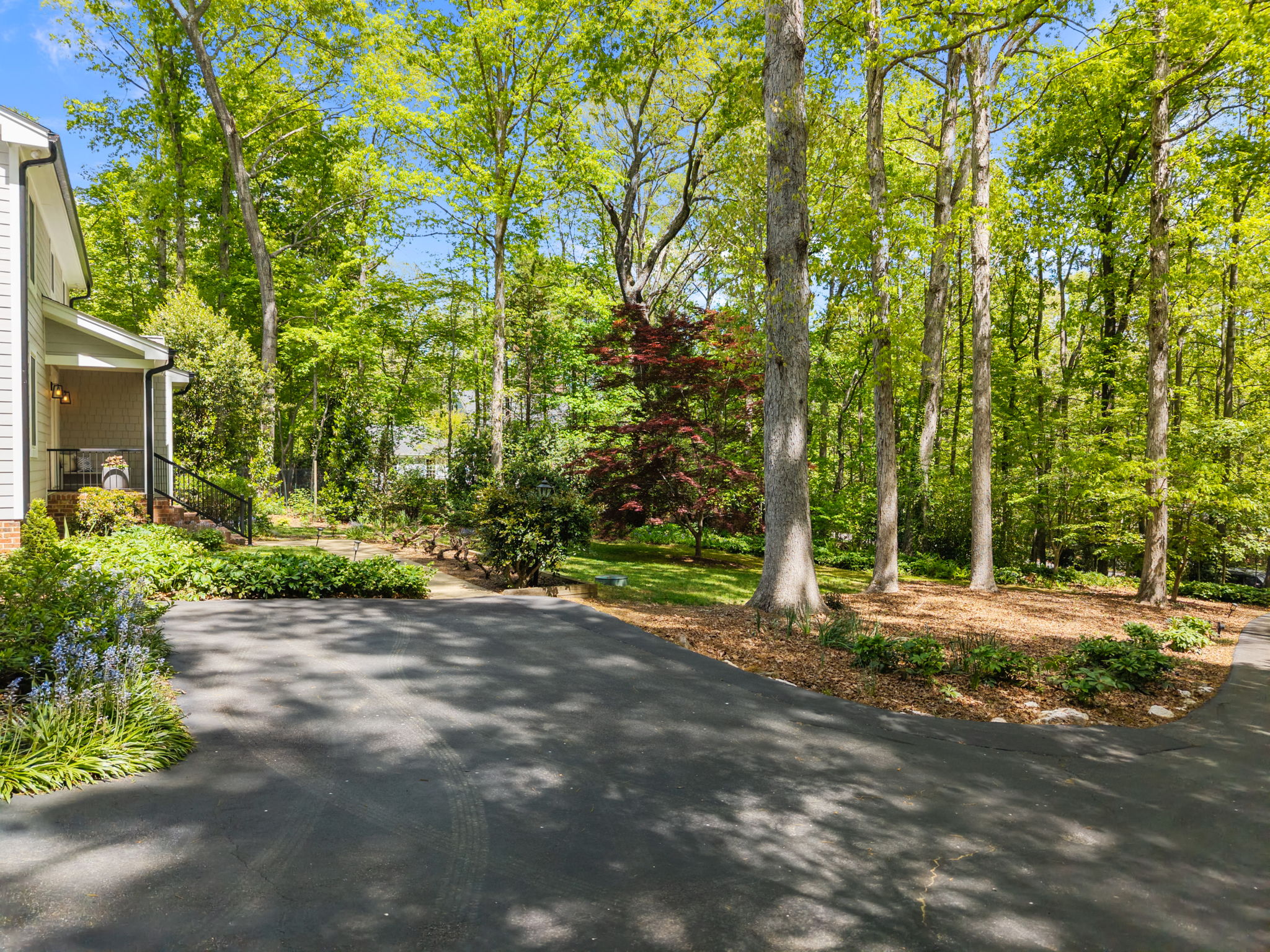  8 Sedgewood Road, Chapel Hill, NC 27514 - 物件實景