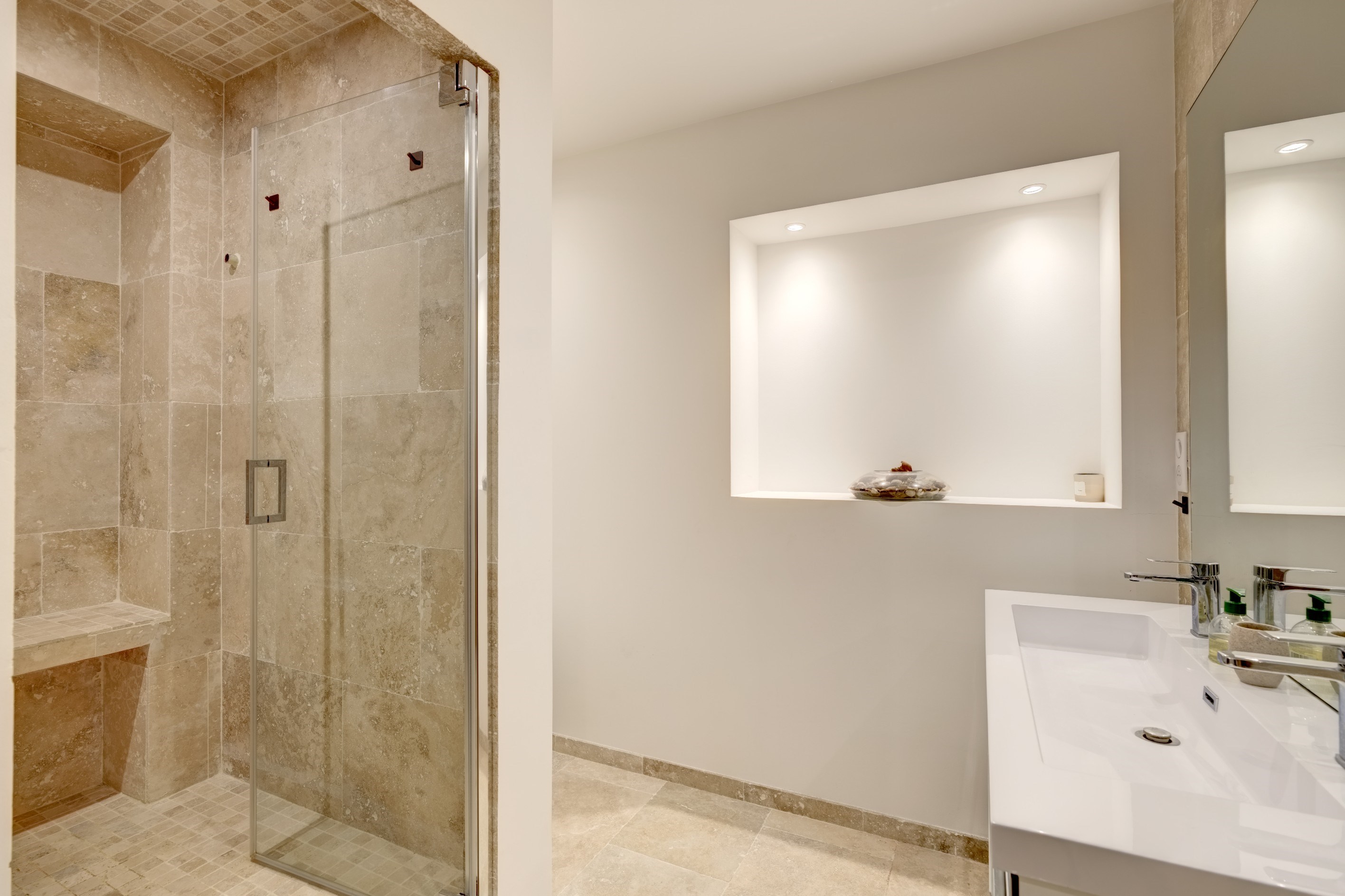  Cannes Petit Juas renovated townhouse with heated pool and garage - 物件實景