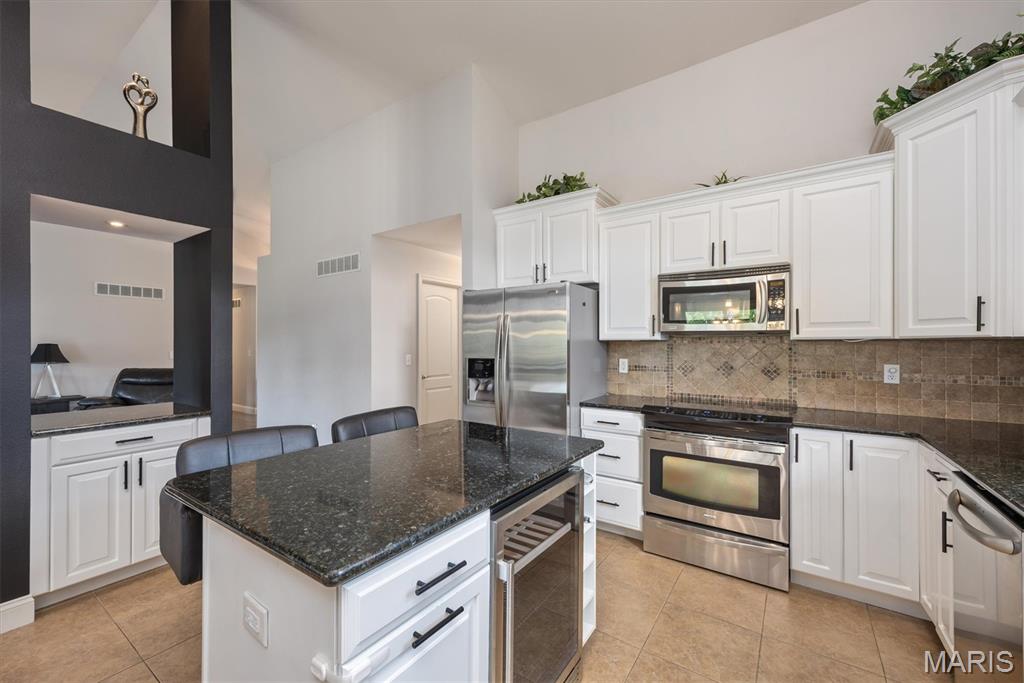 O'fallon, Illinois, 62269, United States, 4 Bedrooms Bedrooms, ,4 BathroomsBathrooms,Residential,For Sale,1988009