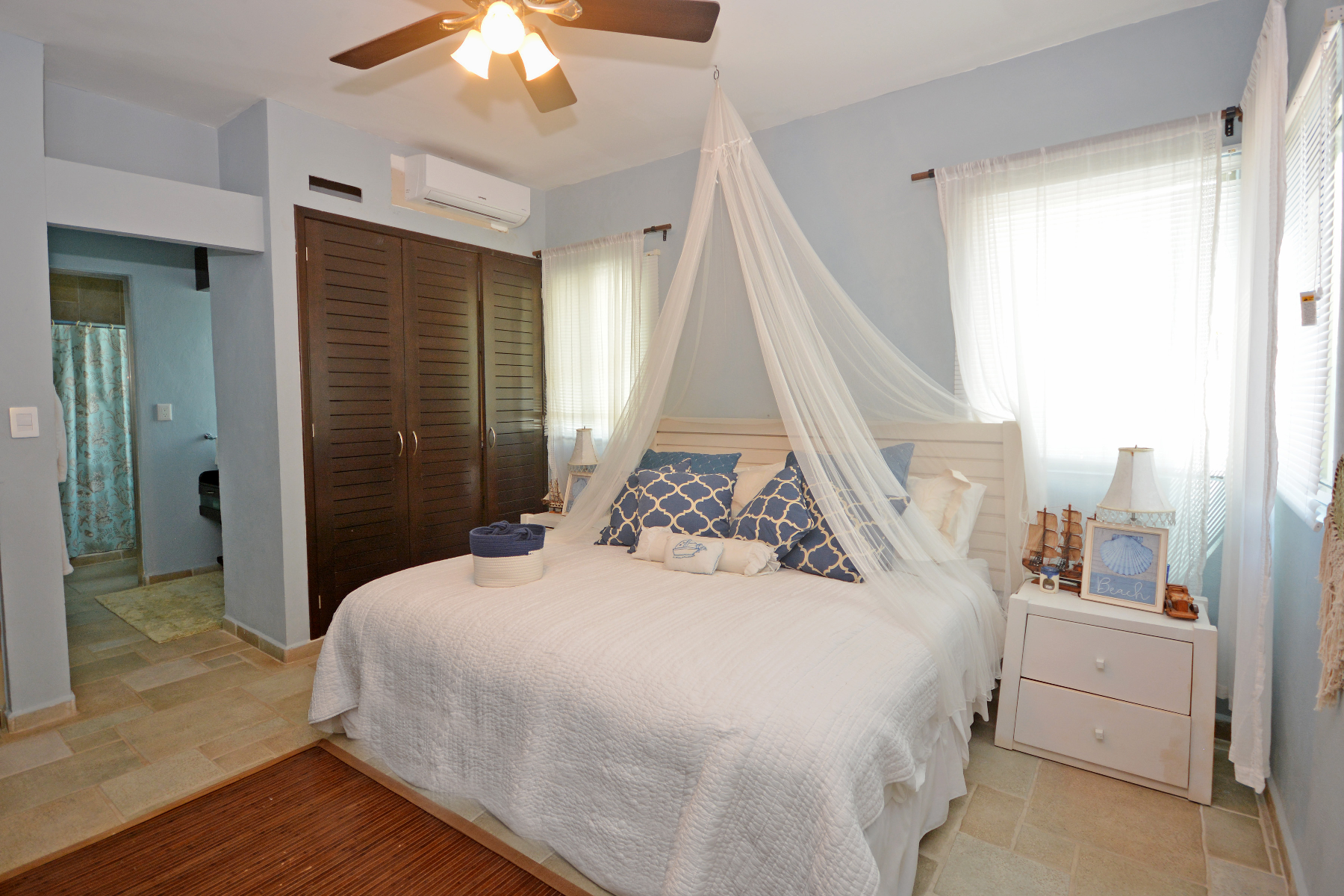  DUPLEX 8 BEDROOM HOME NEAR THE BEACH - 物件實景