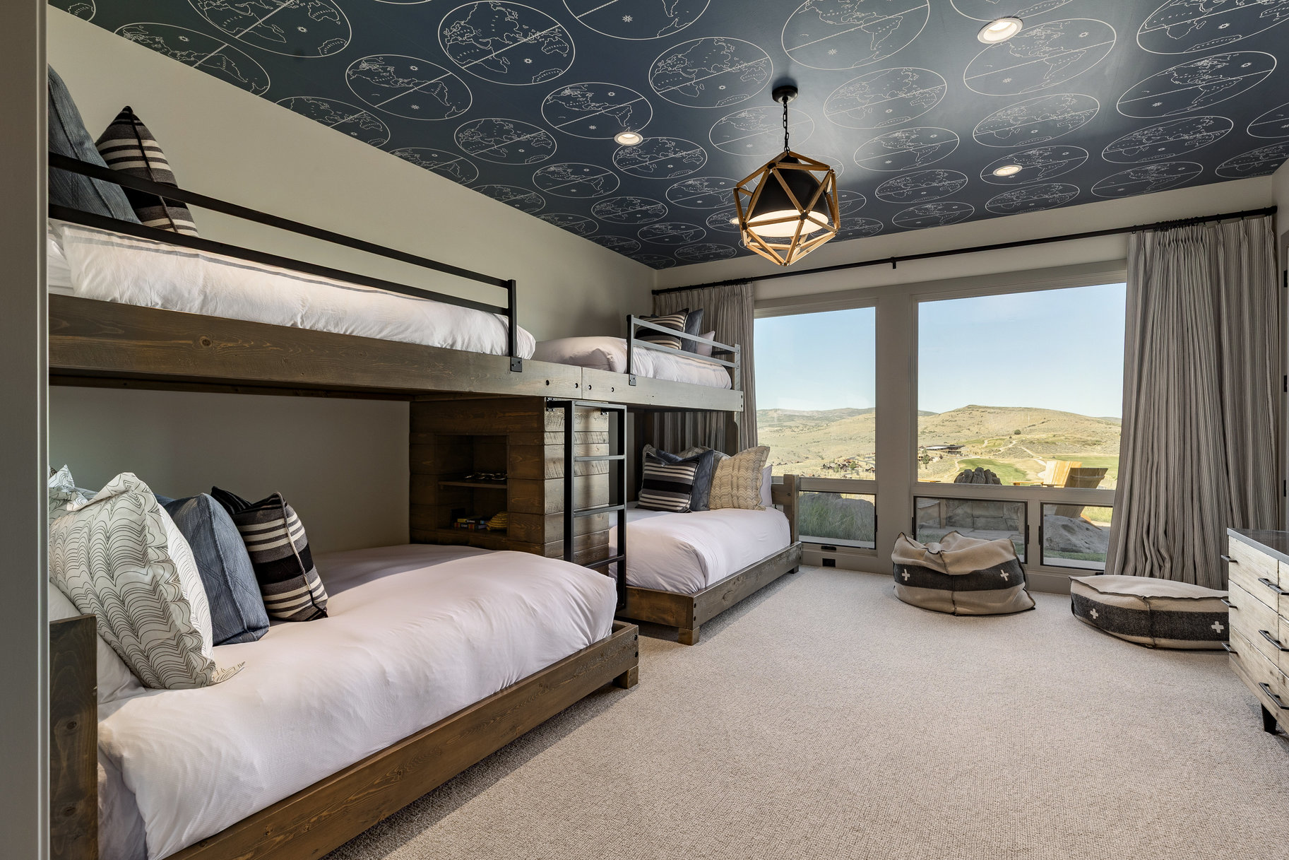  Panoramic Views From This Gorgeous 4-Bedroom Cabin Home at Victory Ranch - 物件實景