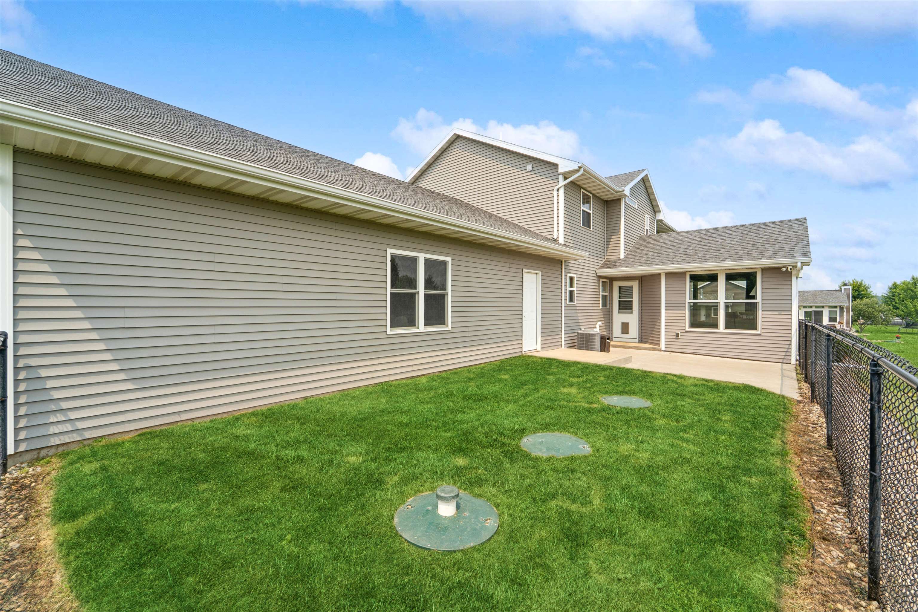 SHIOCTON, Wisconsin, 54170, United States, 4 Bedrooms Bedrooms, ,3 BathroomsBathrooms,Residential,For Sale,1912677