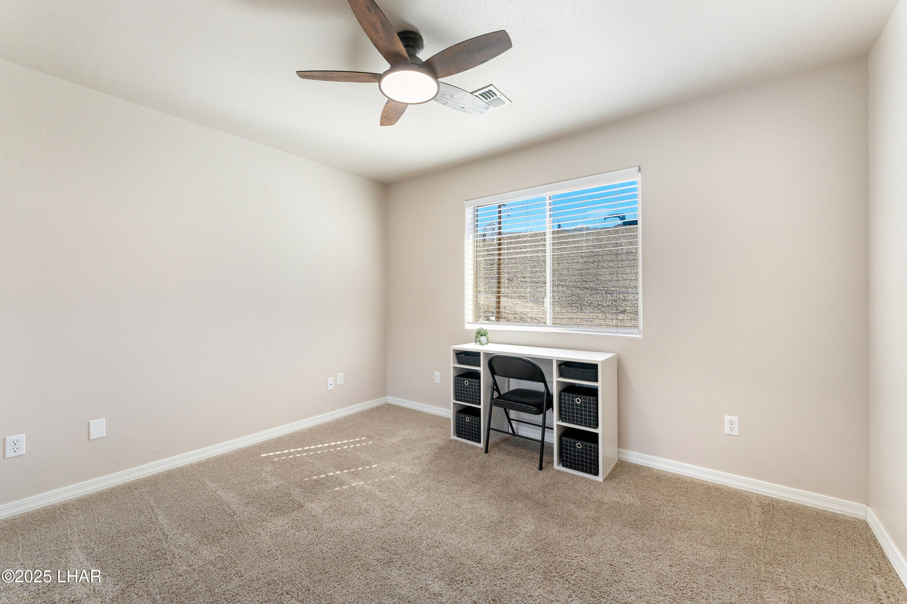 Lake Havasu City, Arizona, 86404, United States, 3 Bedrooms Bedrooms, ,1 BathroomBathrooms,Residential,For Sale,1967862