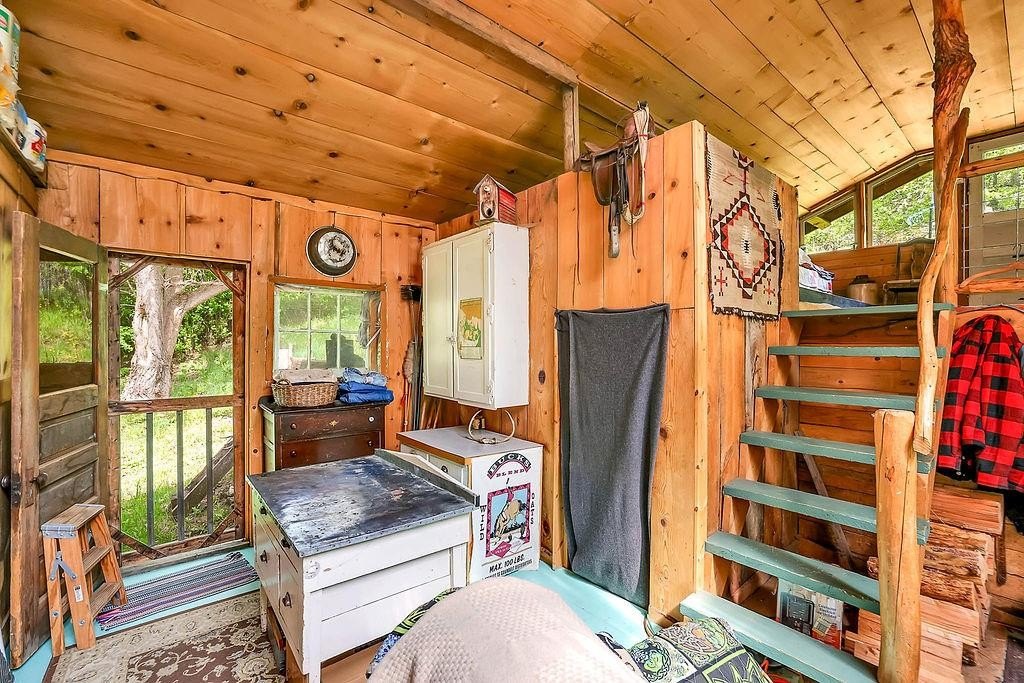 Riggins, Idaho, 83549, United States, 2 Bedrooms Bedrooms, ,1 BathroomBathrooms,Residential,For Sale,1825339