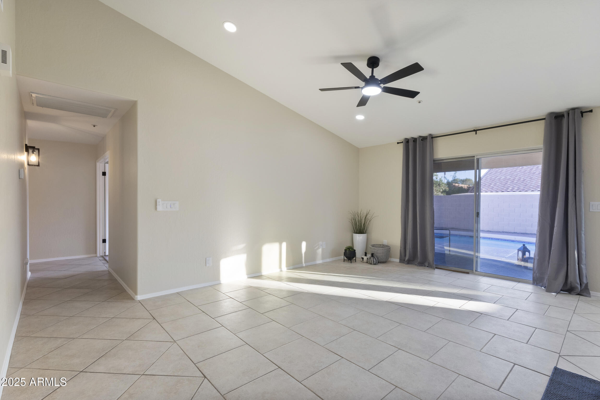 Scottsdale, Arizona, 85260, United States, 4 Bedrooms Bedrooms, ,2 BathroomsBathrooms,Residential,For Sale,1990933