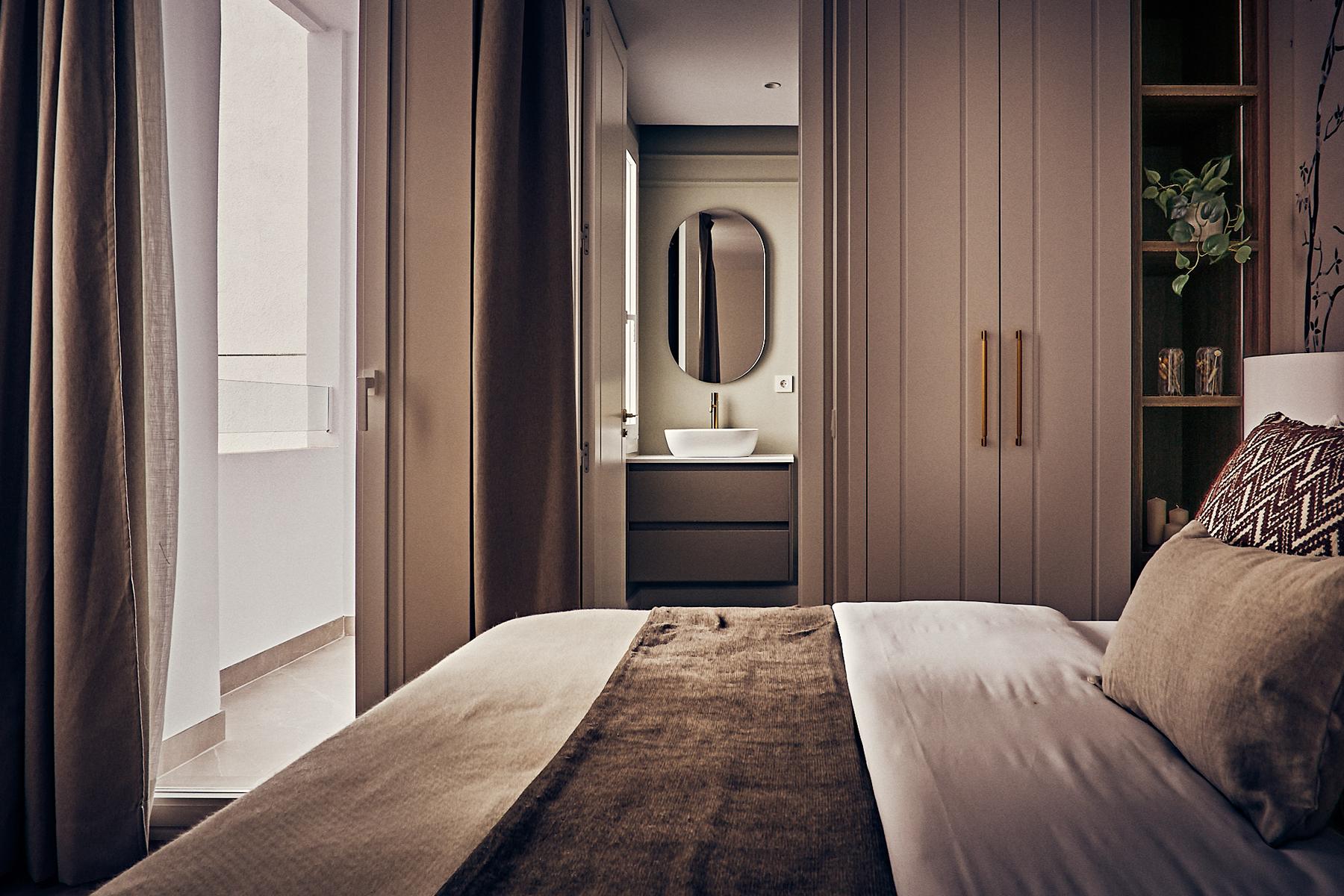  Renovated Flat in Retiro, Madrid - 3 Bedrooms and Natural Light - 物件實景