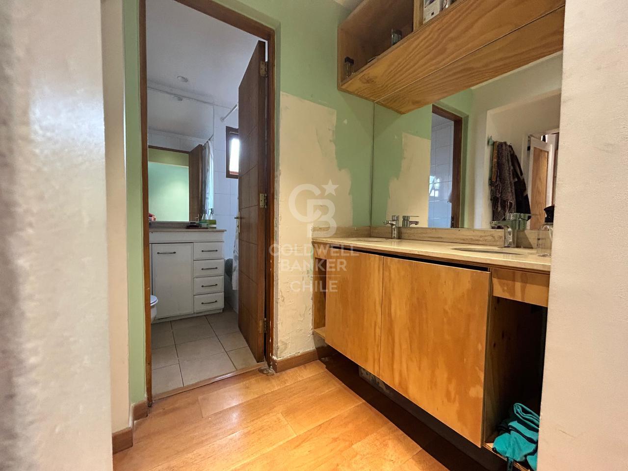 Huechuraba, Chile, 5 Bedrooms Bedrooms, ,4 BathroomsBathrooms,Residential,For Sale,1908848
