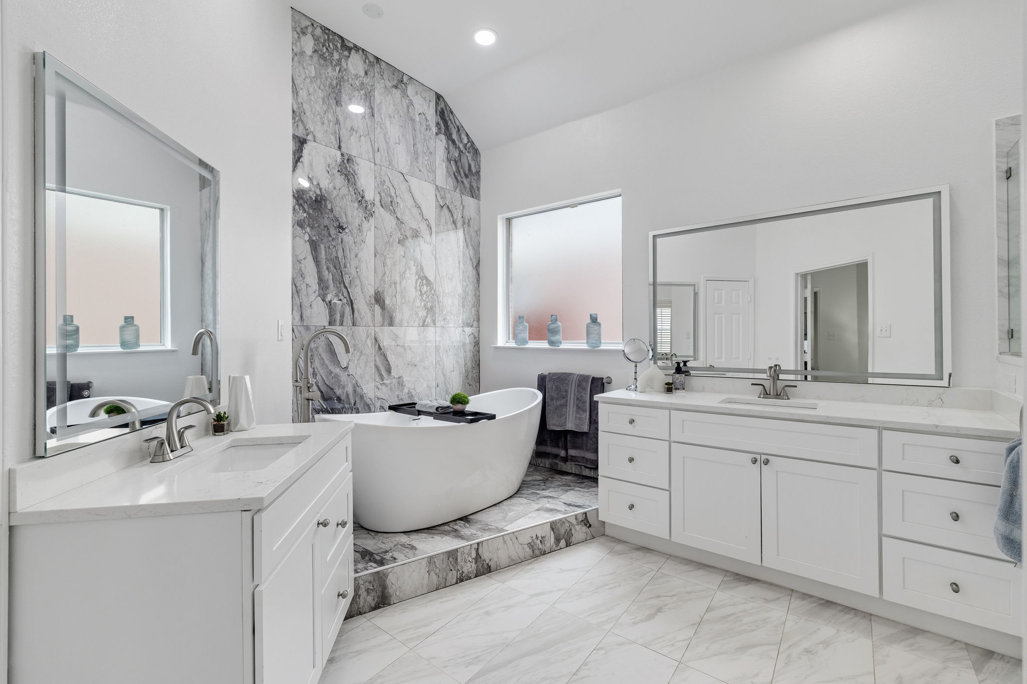  115 Saint James Road, Irving, TX, 75063 - 物件實景