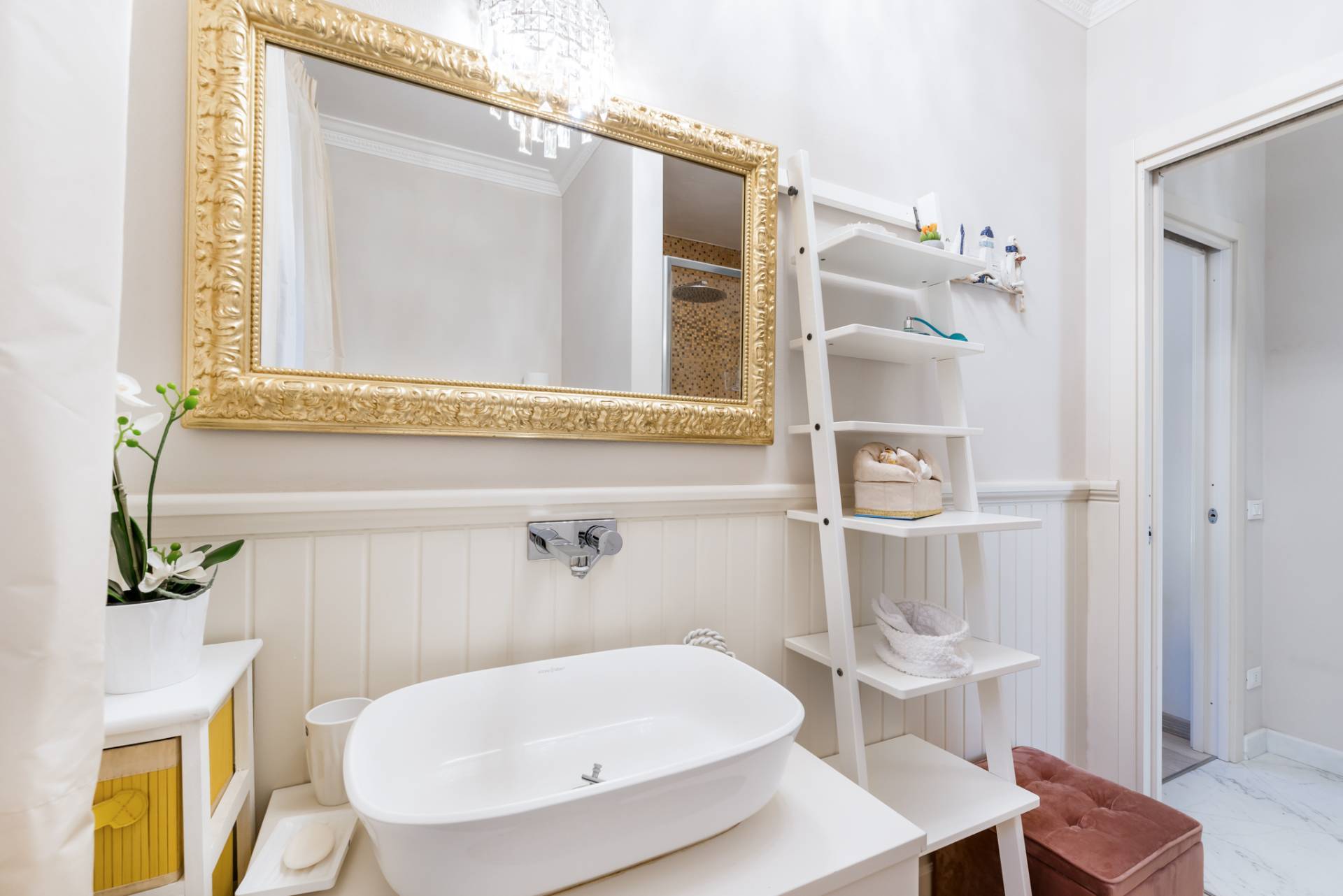 Via Piave, Forte dei Marmi, Lucca, 55042, IT, 4 Bedrooms Bedrooms, ,4 BathroomsBathrooms,Residential,For Sale,Via Piave,1630004