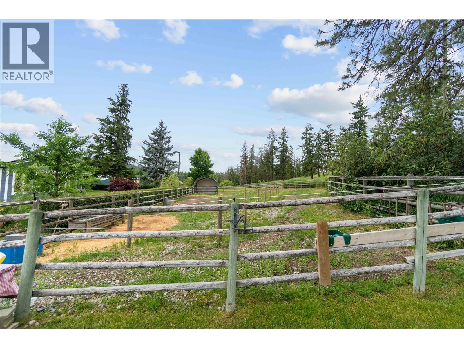 ARMSTRONG, British Columbia, V4Y 0V5, CA, 3 Bedrooms Bedrooms, ,2 BathroomsBathrooms,Residential,For Sale,1947955