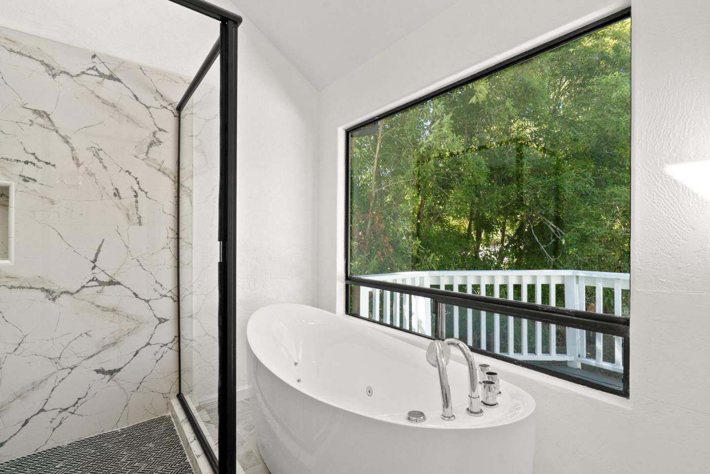 Aptos, California, 95003, United States, 5 Bedrooms Bedrooms, ,3 BathroomsBathrooms,Residential,For Sale,1895468