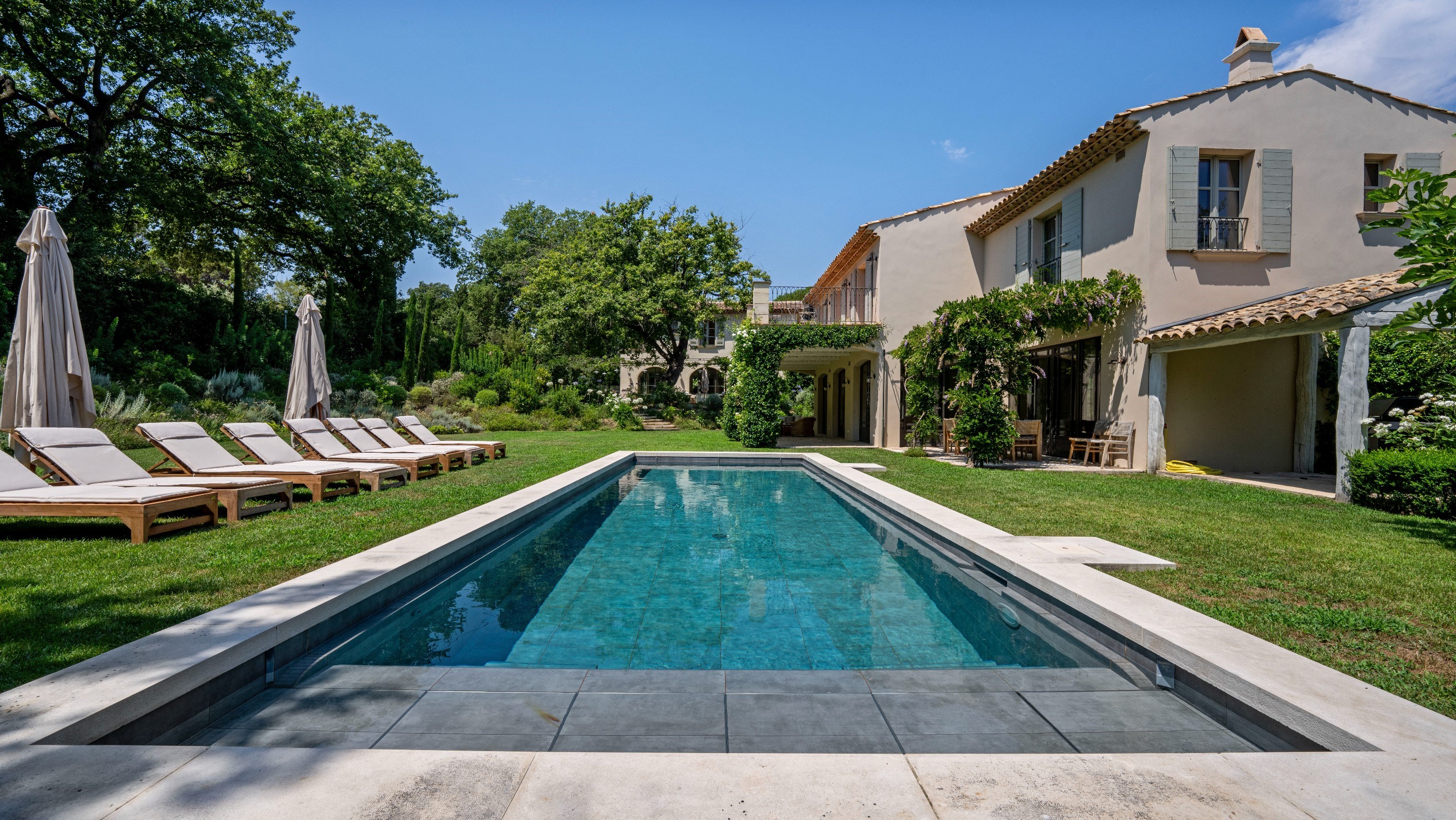  Saint-Tropez: Two villas with private pools for sale near the village center - 物件實景