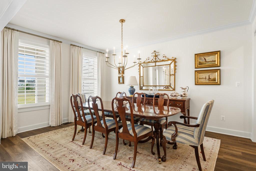 Aldie, Virginia, 20105, United States, 5 Bedrooms Bedrooms, ,7 BathroomsBathrooms,Residential,For Sale,2048550