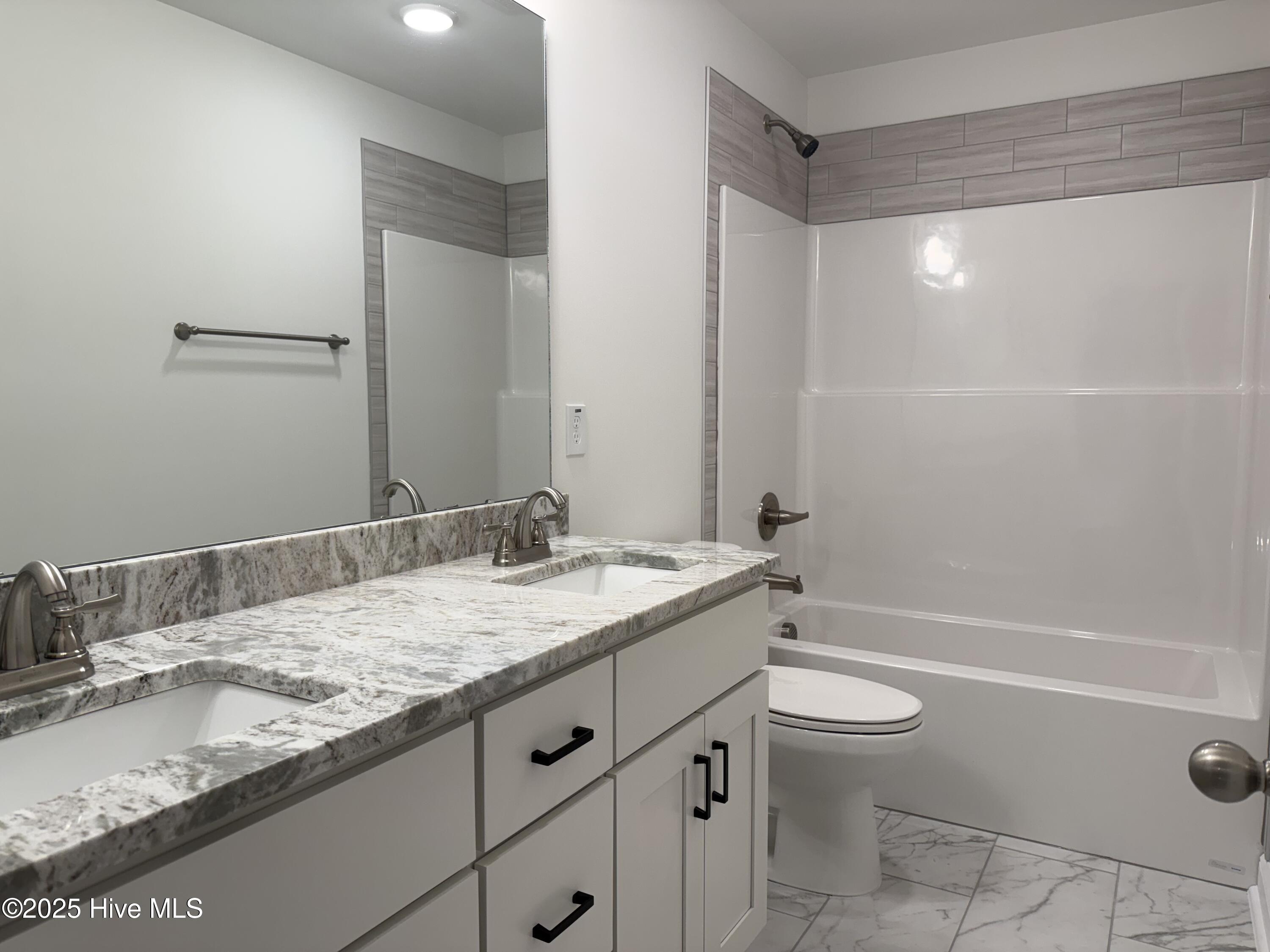 Pinehurst, North Carolina, 28374, United States, 4 Bedrooms Bedrooms, ,3 BathroomsBathrooms,Residential,For Sale,1793185