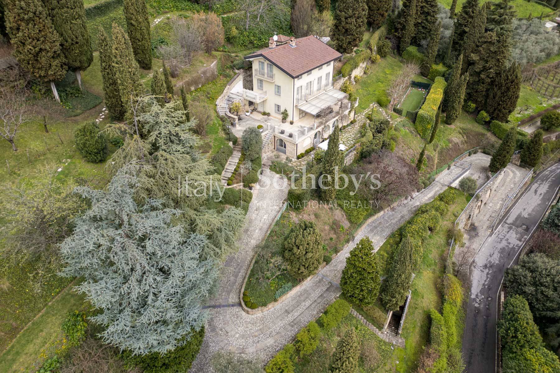  Enchanting villa with garden and pool in Bergamo Alta - 物件實景