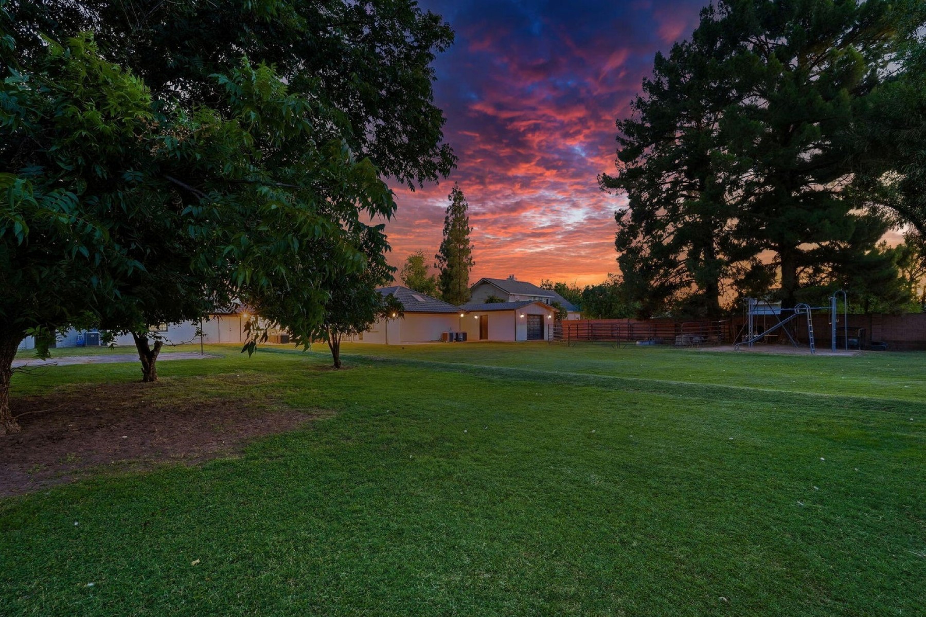 646 E Leah Lane¦Gilbert, AZ - 物件實景