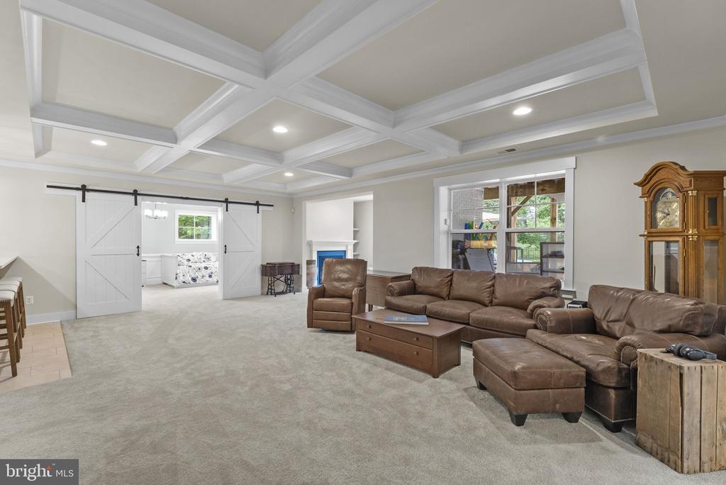 Warrenton, Virginia, 20187, United States, 4 Bedrooms Bedrooms, ,4 BathroomsBathrooms,Residential,For Sale,2048905