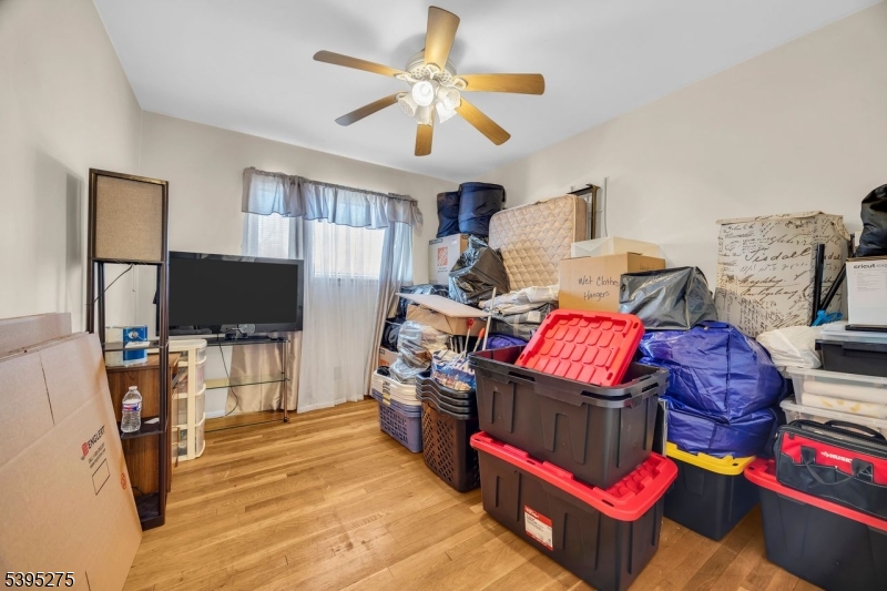 Franklin Twp., New Jersey, 08873, United States, 4 Bedrooms Bedrooms, ,3 BathroomsBathrooms,Residential,For Sale,1988990