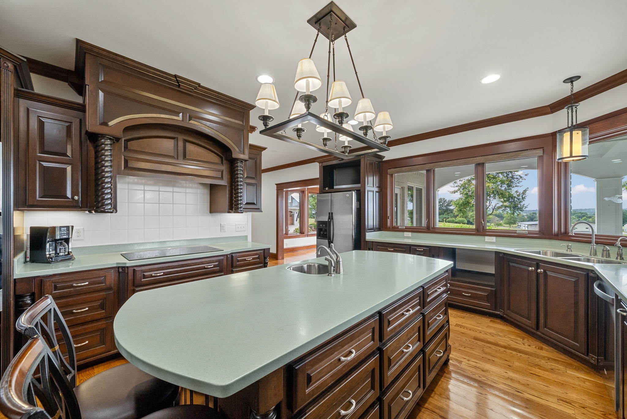 Clarksville, Tennessee, 37040, United States, 4 Bedrooms Bedrooms, ,4 BathroomsBathrooms,Residential,For Sale,1981354