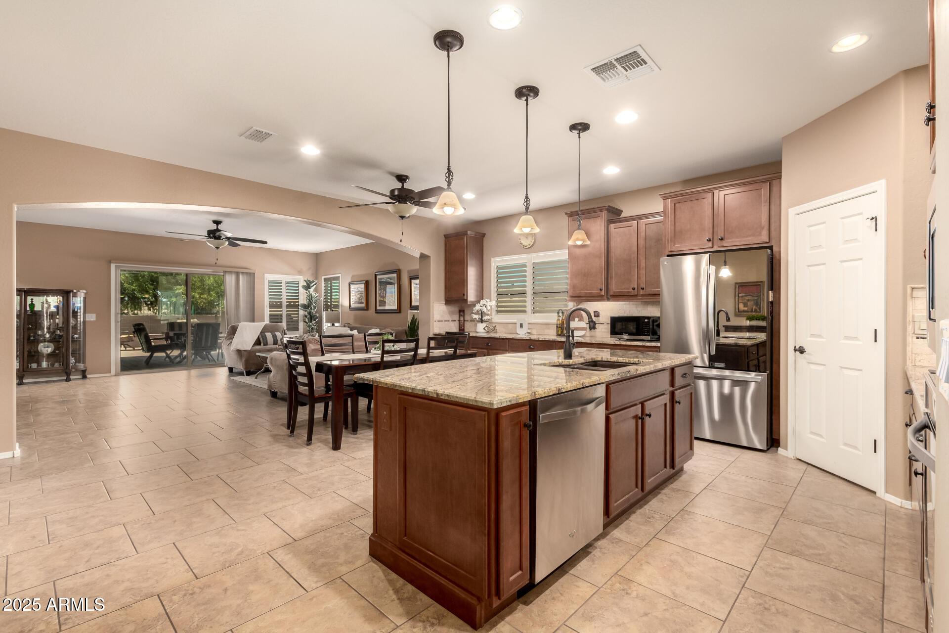 Peoria, Arizona, 85383, United States, 4 Bedrooms Bedrooms, ,2 BathroomsBathrooms,Residential,For Sale,1984221